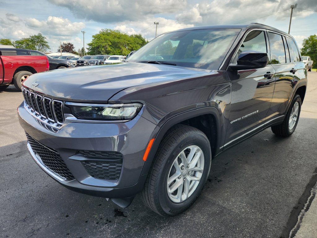 New 2026 Jeep Grand Cherokee Laredo X AWD/4WD image 8