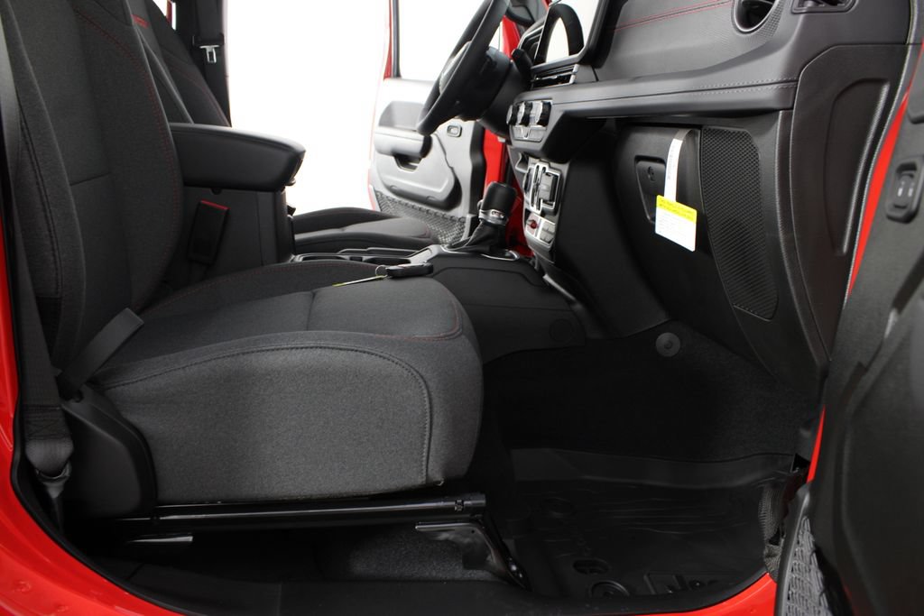 New 2026 Jeep Wrangler Unlimited Rubicon AWD/4WD image 19