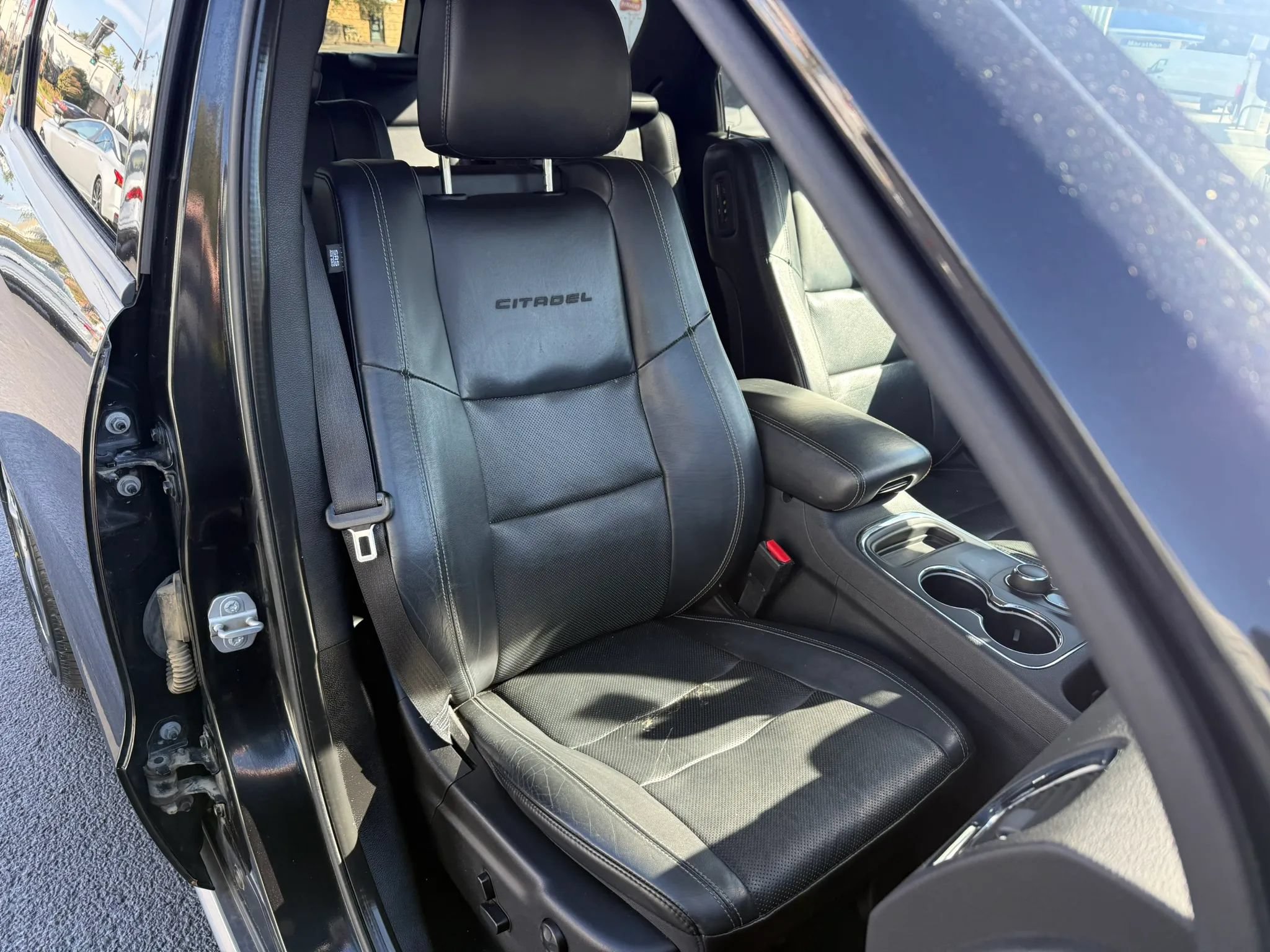 Used 2015 Dodge Durango Citadel w/ Technology Group AWD/4WD image 8