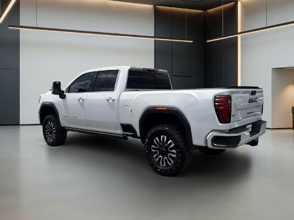 Certified 2025 GMC Sierra 2500 Denali Ultimate AWD/4WD image 3