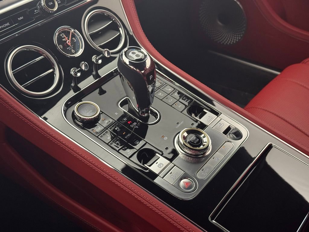 Used 2023 Bentley Continental GT Azure image 39