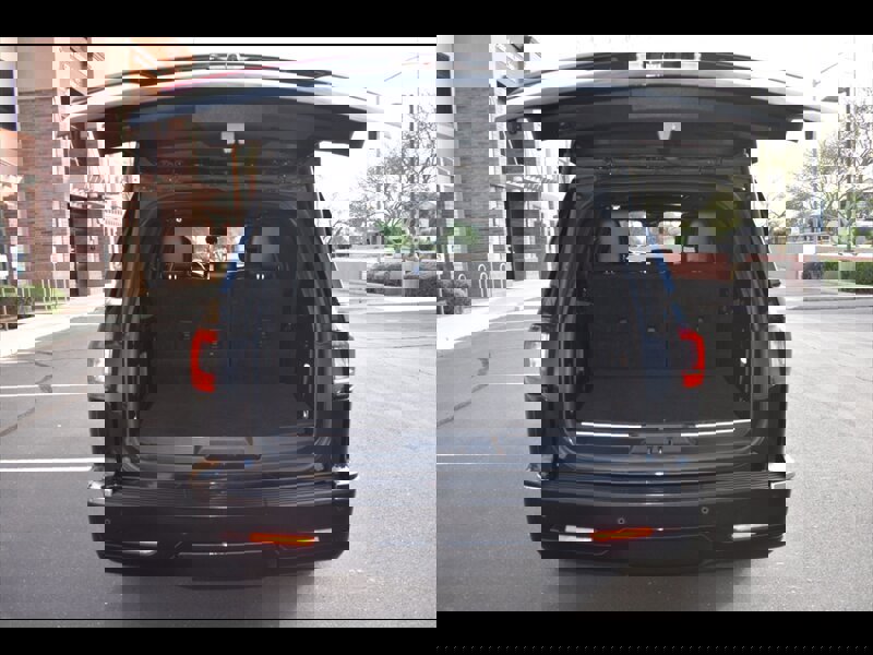 Used 2018 Lincoln Navigator L Select image 26