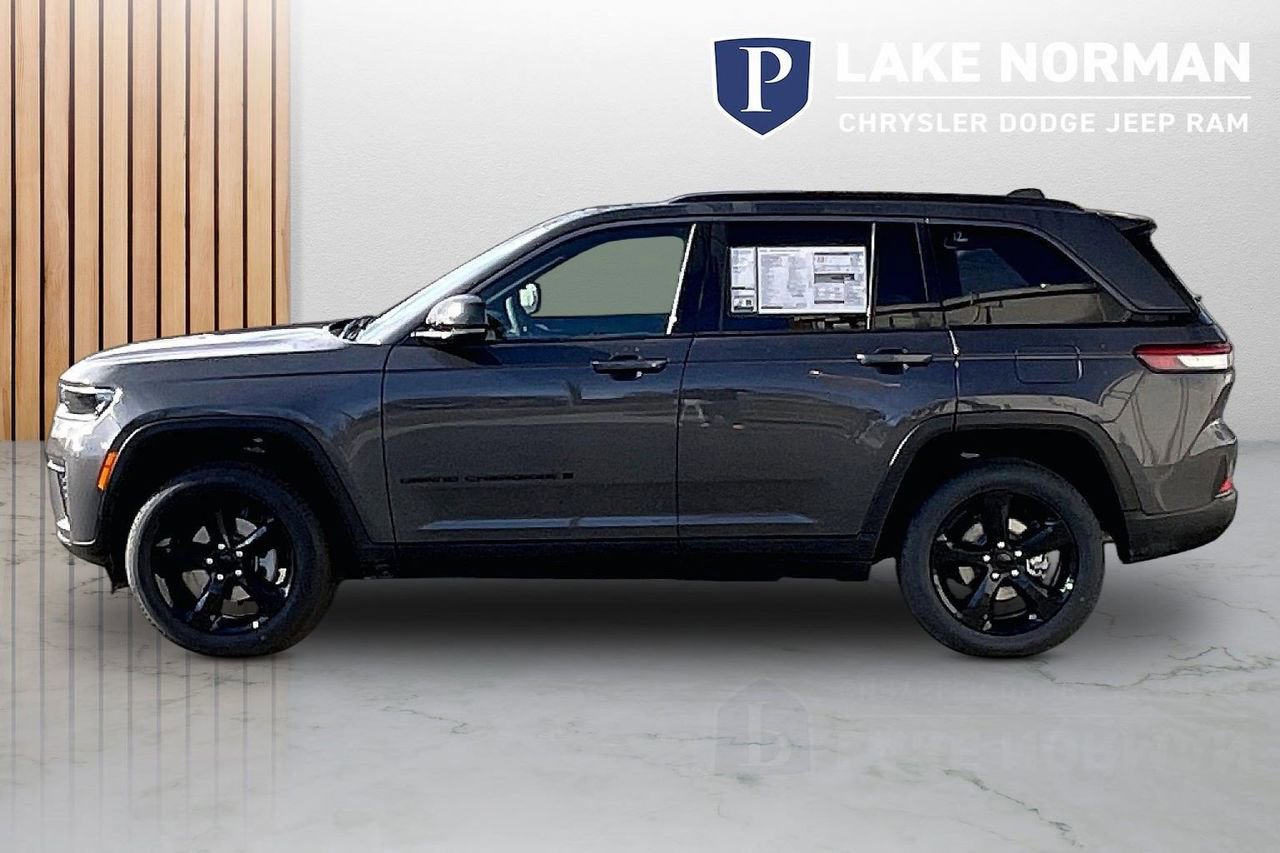 New 2026 Jeep Grand Cherokee Limited w/ Limited Altitude Package AWD/4WD image 6
