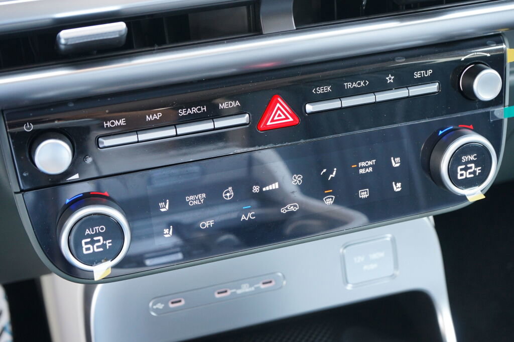 New 2026 Hyundai Ioniq 9 Calligraphy image 13