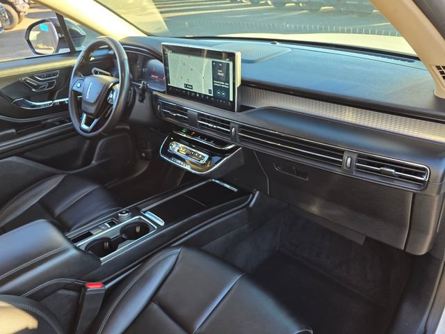 Used 2023 Lincoln Corsair FWD image 9
