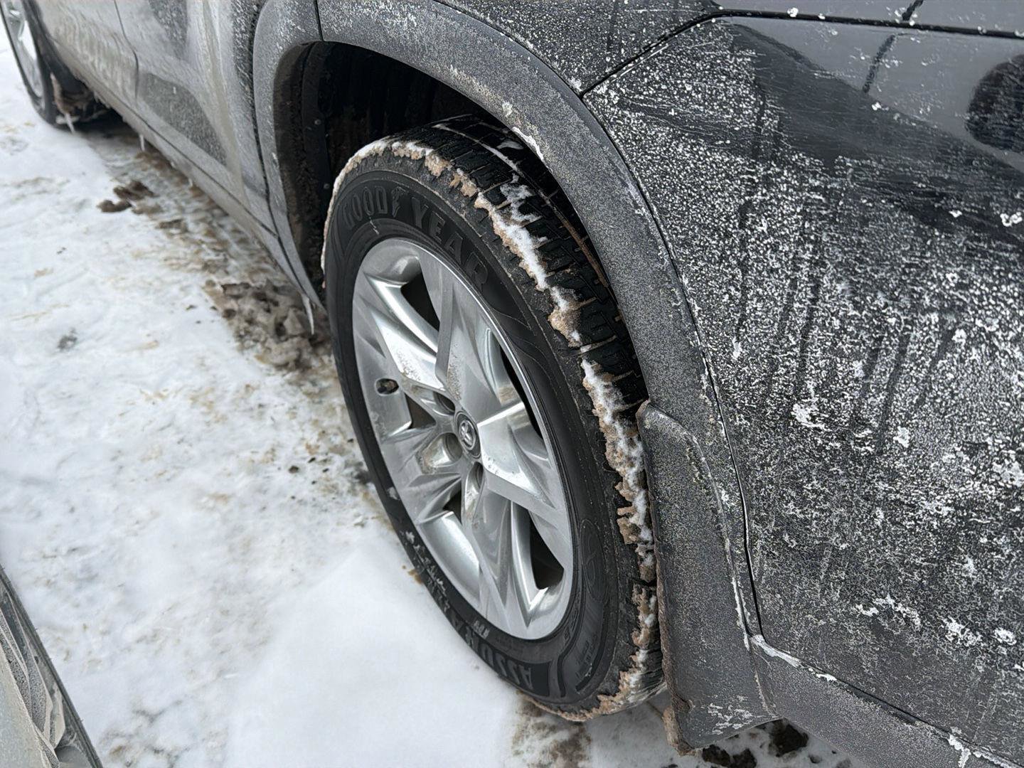 Used 2019 Toyota Highlander Limited image 10