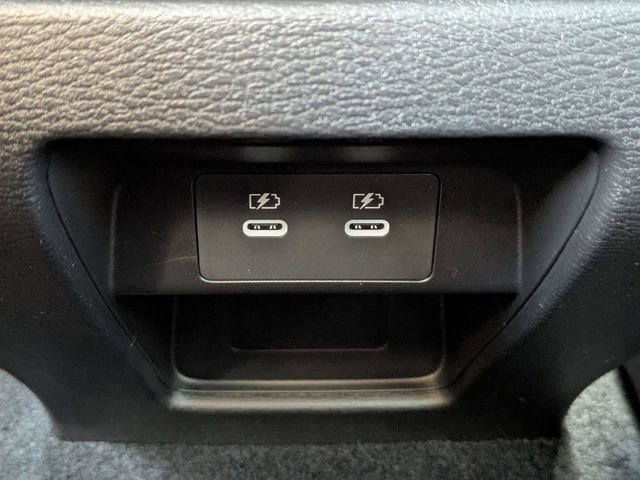 New 2026 Mitsubishi Outlander SE image 16