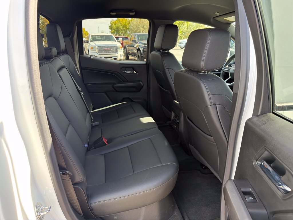 Used 2026 Chevrolet Colorado LT w/ LT Convenience Package AWD/4WD image 21