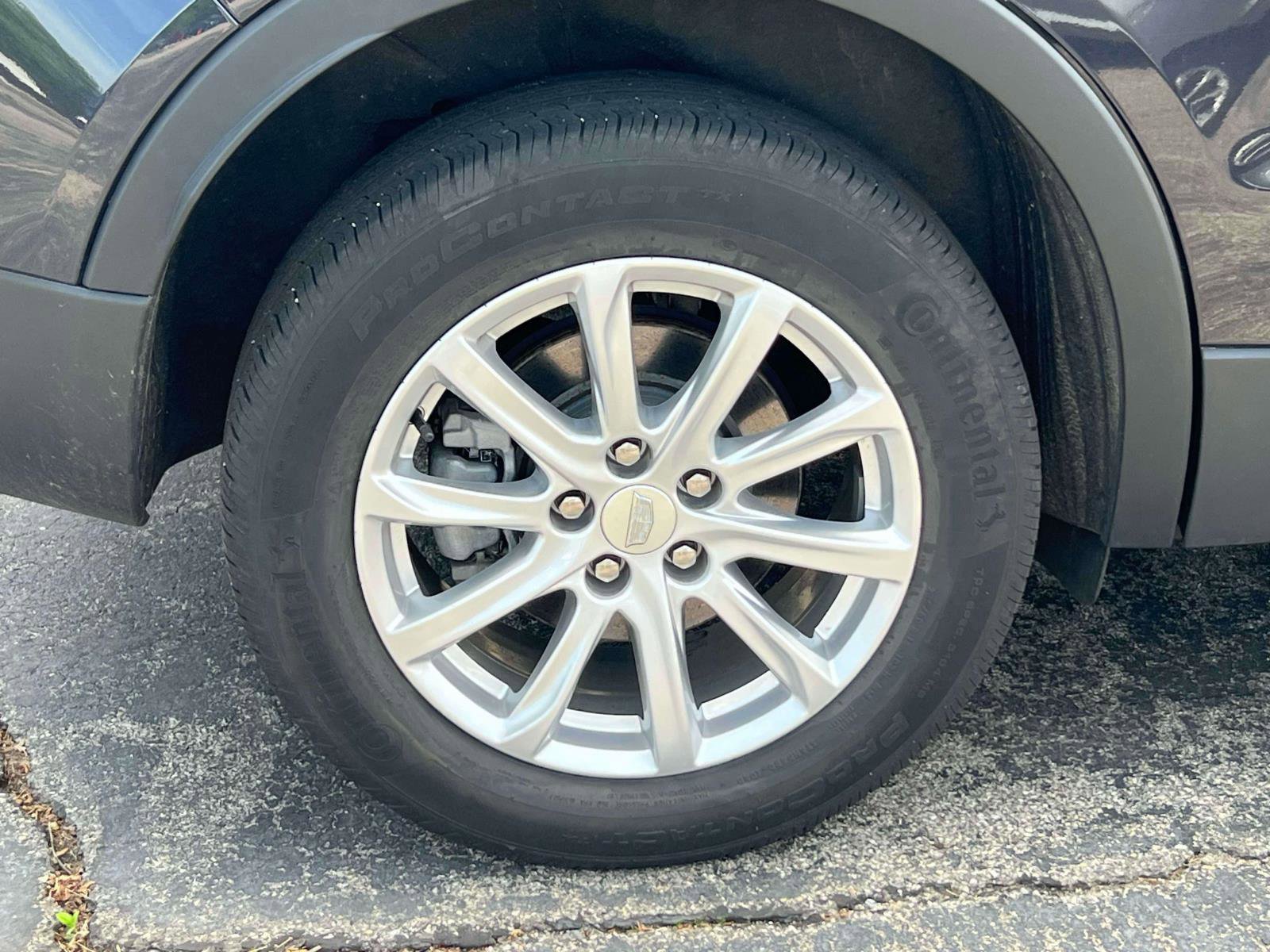 Certified 2023 Cadillac XT4 Luxury w/ Cold Weather Package AWD/4WD image 9