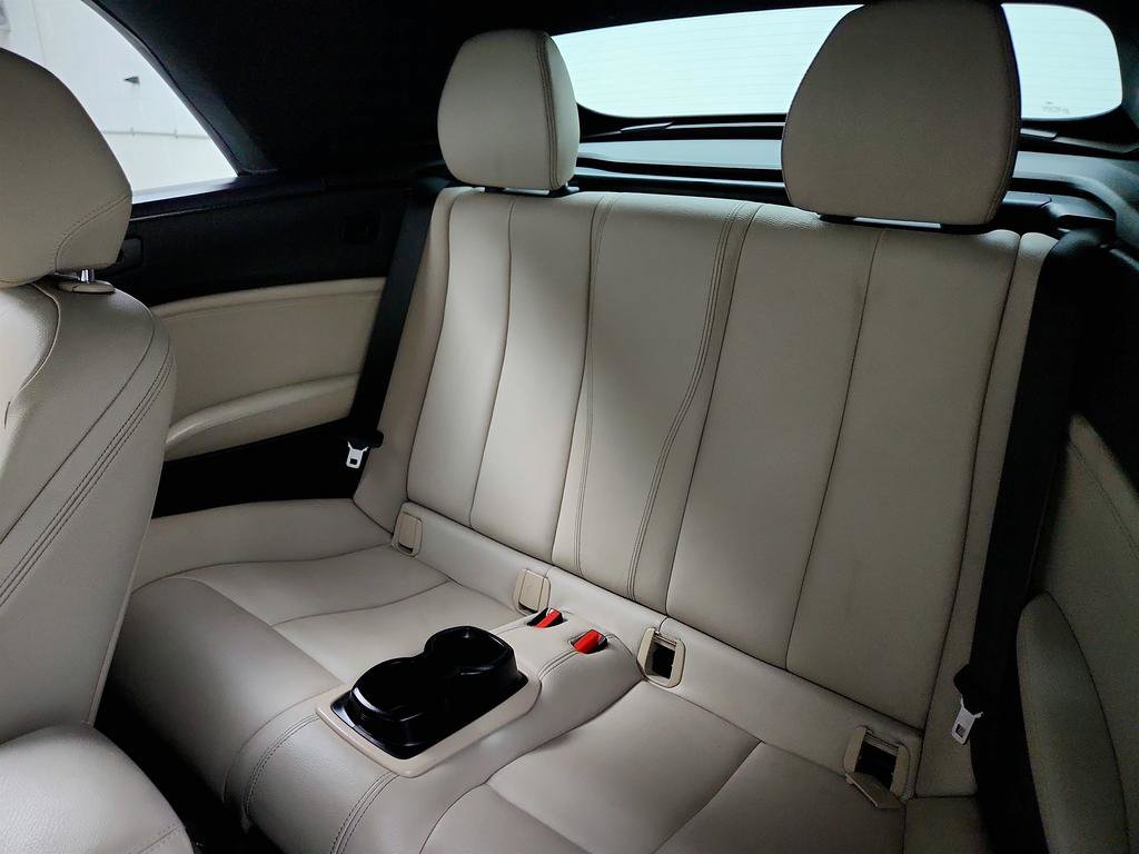 Used 2017 BMW 230i Convertible RWD image 19