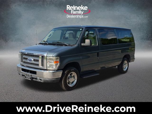 Used 2011 Ford E-150 and Econoline 150 Wagon w/ XLT Premium Pkg RWD image 1