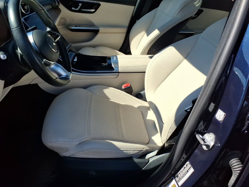 Used 2023 Mercedes-Benz C 300 4MATIC Sedan image 16