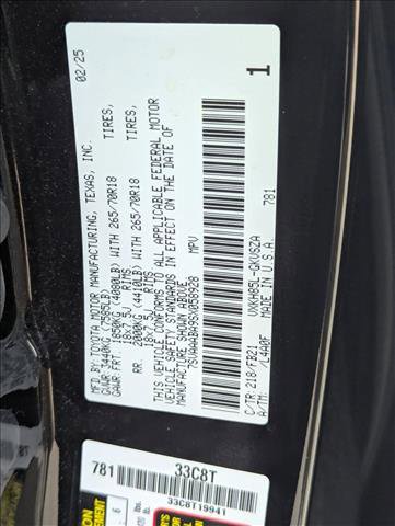 Used 2025 Toyota Sequoia SR5 AWD/4WD image 15
