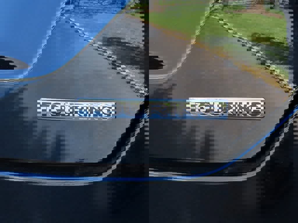 New 2025 Honda Pilot Touring image 7