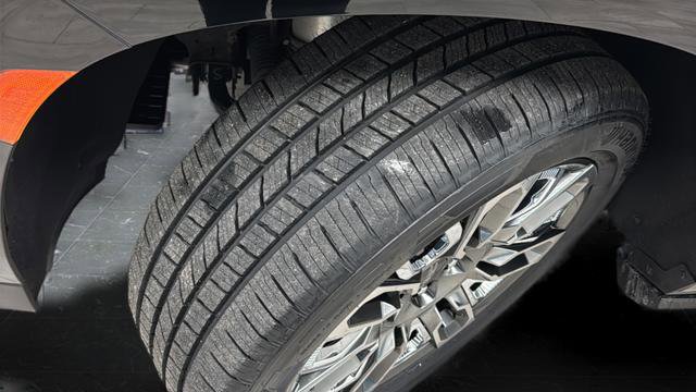 Used 2023 GMC Yukon XL Denali Ultimate image 39