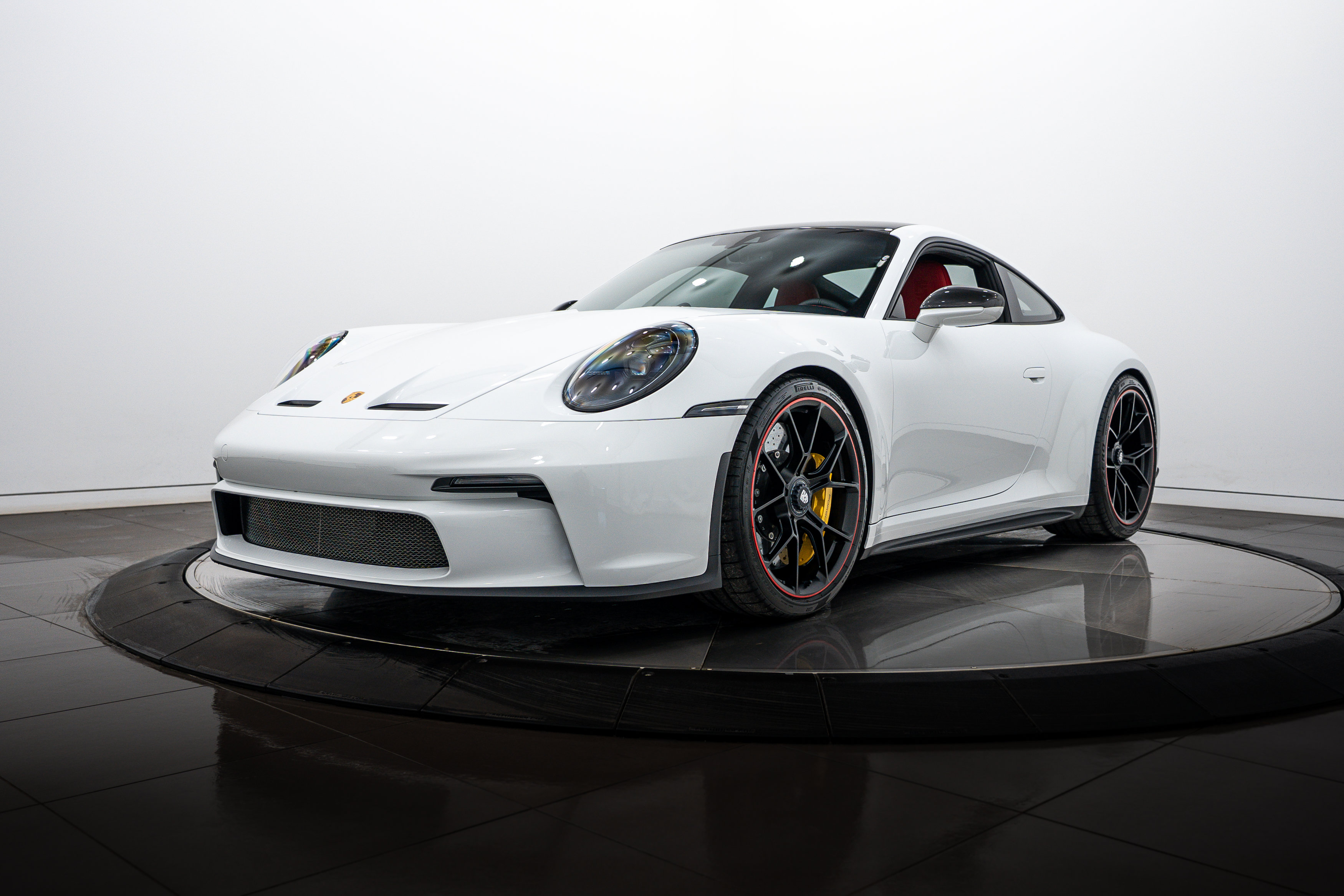 Certified 2024 Porsche 911 GT3 RWD image 1