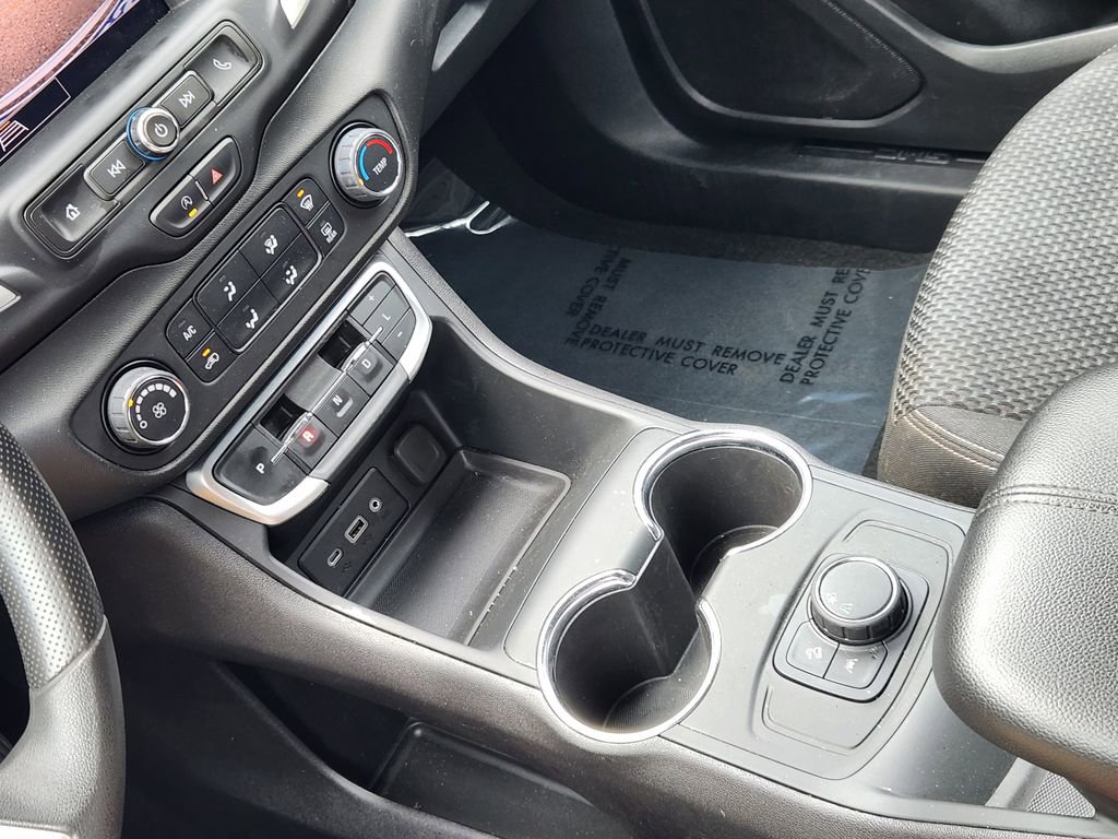 Used 2024 GMC Terrain SLE FWD image 19