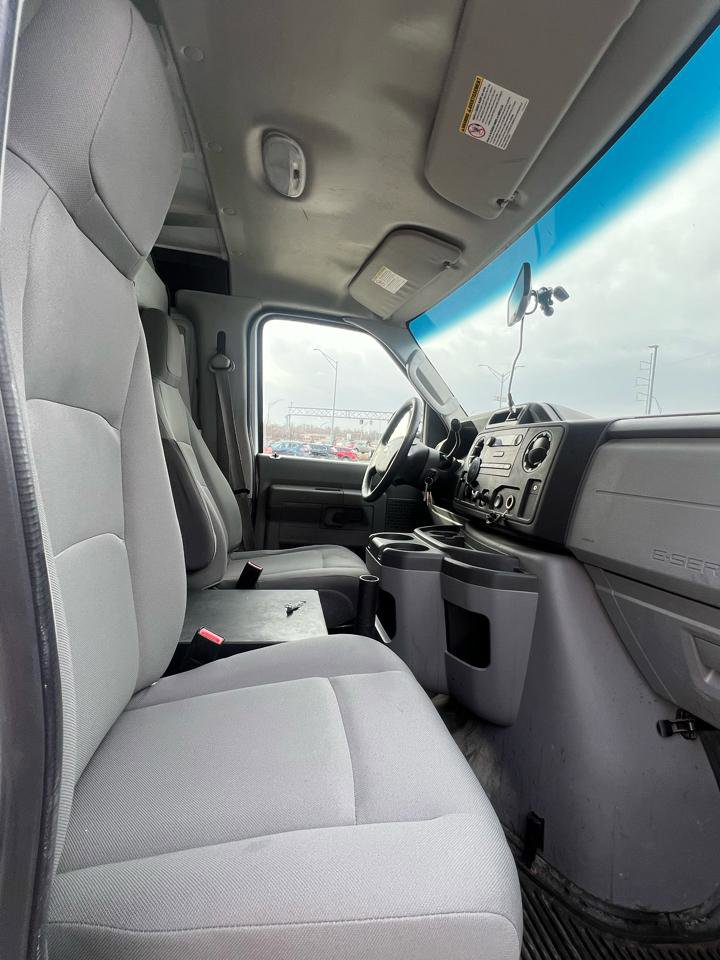 Used 2012 Ford E-250 and Econoline 250 image 10