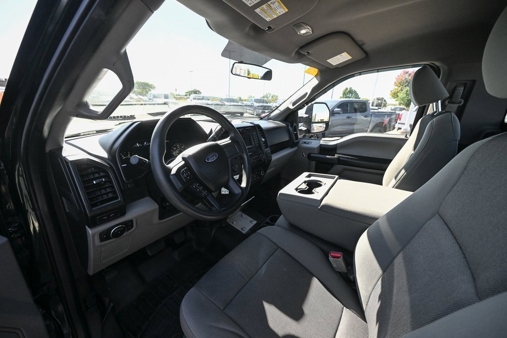 Used 2016 Ford F150 XL w/ Heavy-Duty Payload Package image 17
