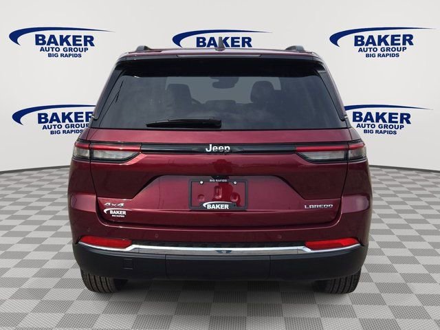 Used 2024 Jeep Grand Cherokee Laredo X image 6
