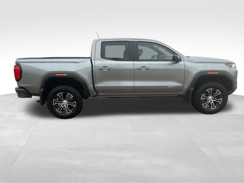 Used 2024 GMC Canyon AT4 w/ AT4 Premium Package image 8