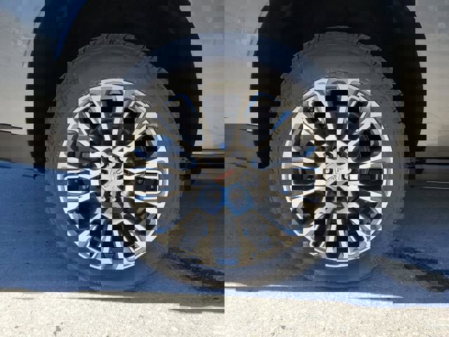 New 2026 GMC Yukon XL Denali w/ Sun & Power Step Package image 6