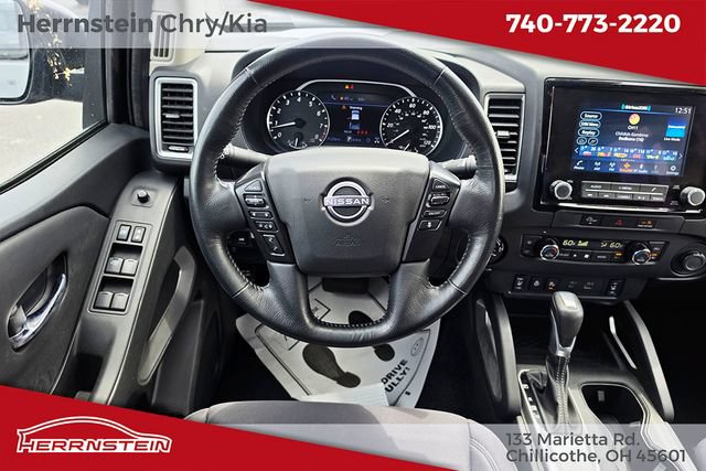 Used 2023 Nissan Frontier SV w/ SV Convenience Package AWD/4WD image 7