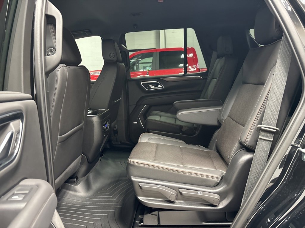 Used 2024 Chevrolet Tahoe High Country image 14