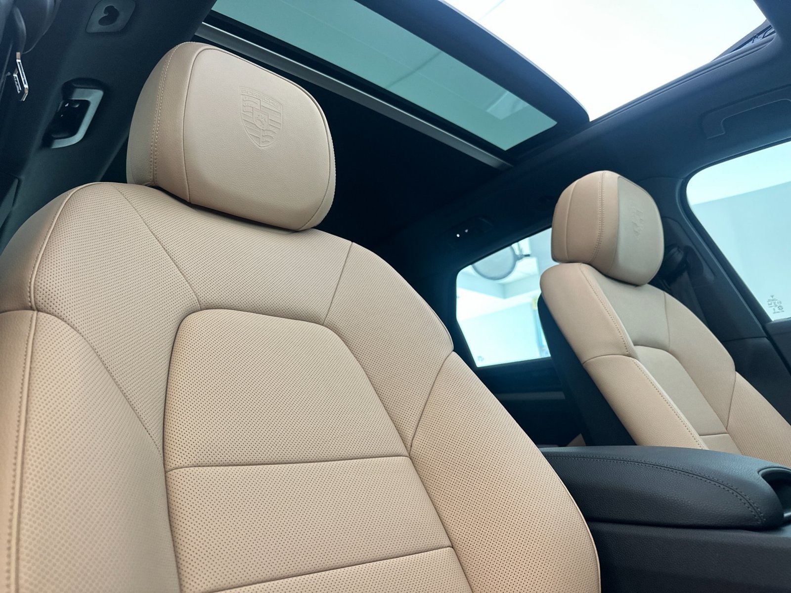 New 2026 Porsche Cayenne AWD/4WD image 22
