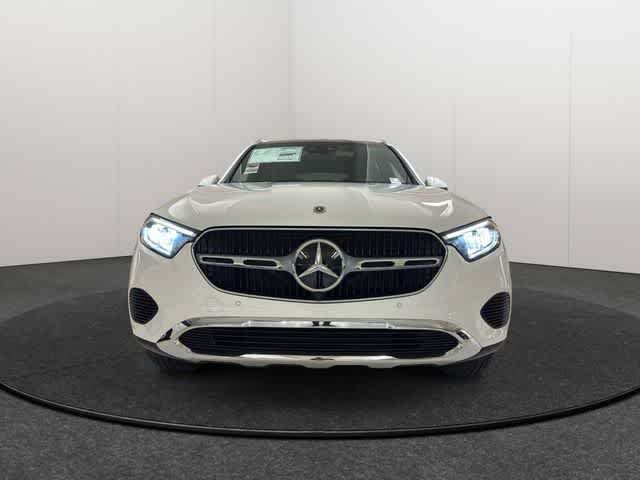 Certified 2026 Mercedes-Benz GLC 300 4MATIC image 2