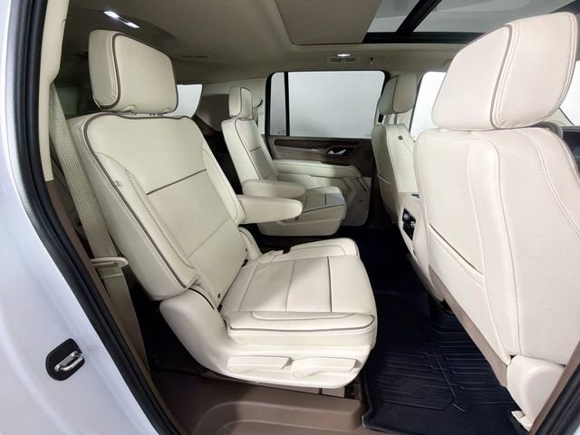 Used 2024 GMC Yukon XL Denali image 31