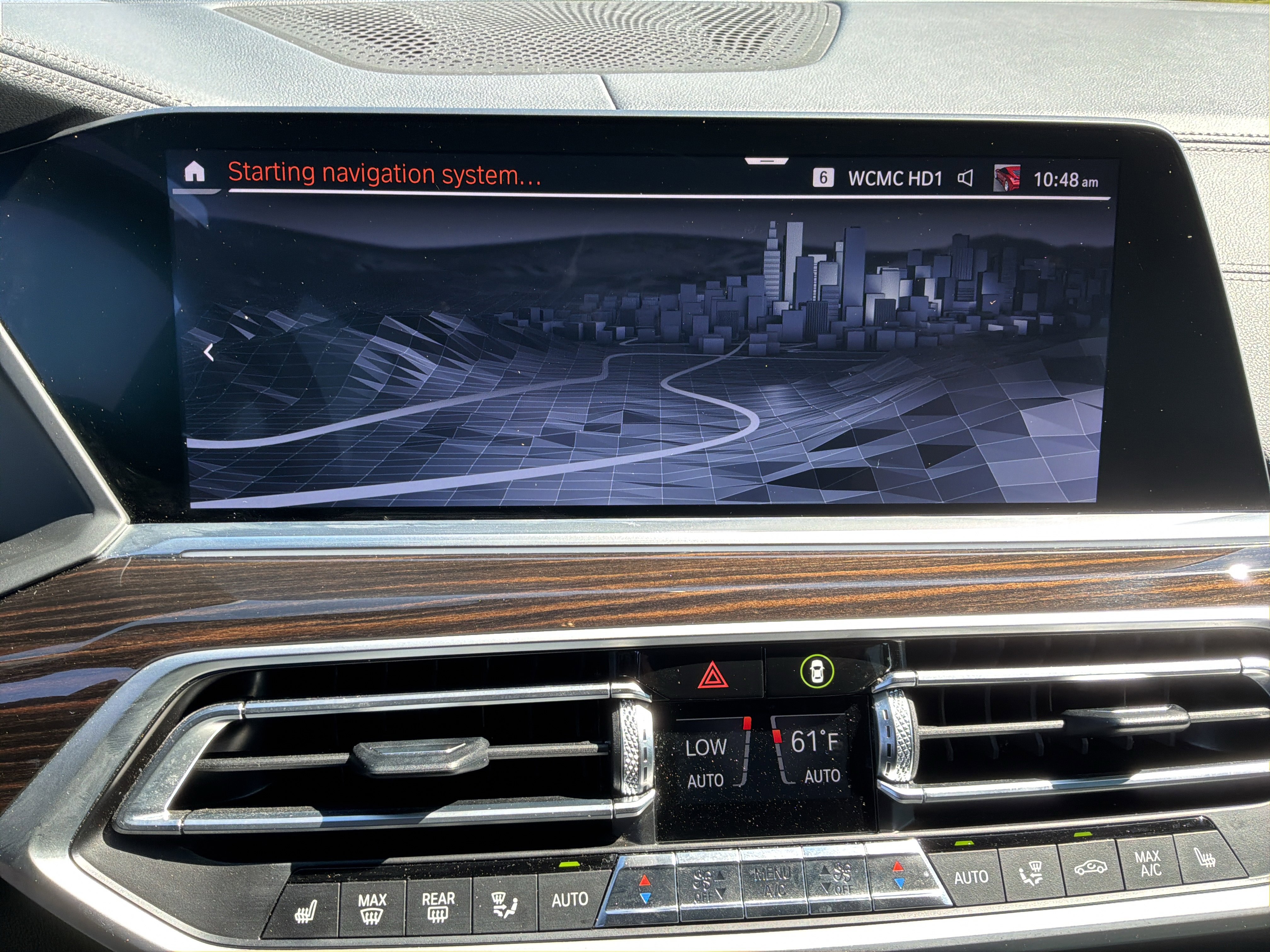 Used 2021 BMW X7 xDrive40i w/ Executive Package AWD/4WD image 24