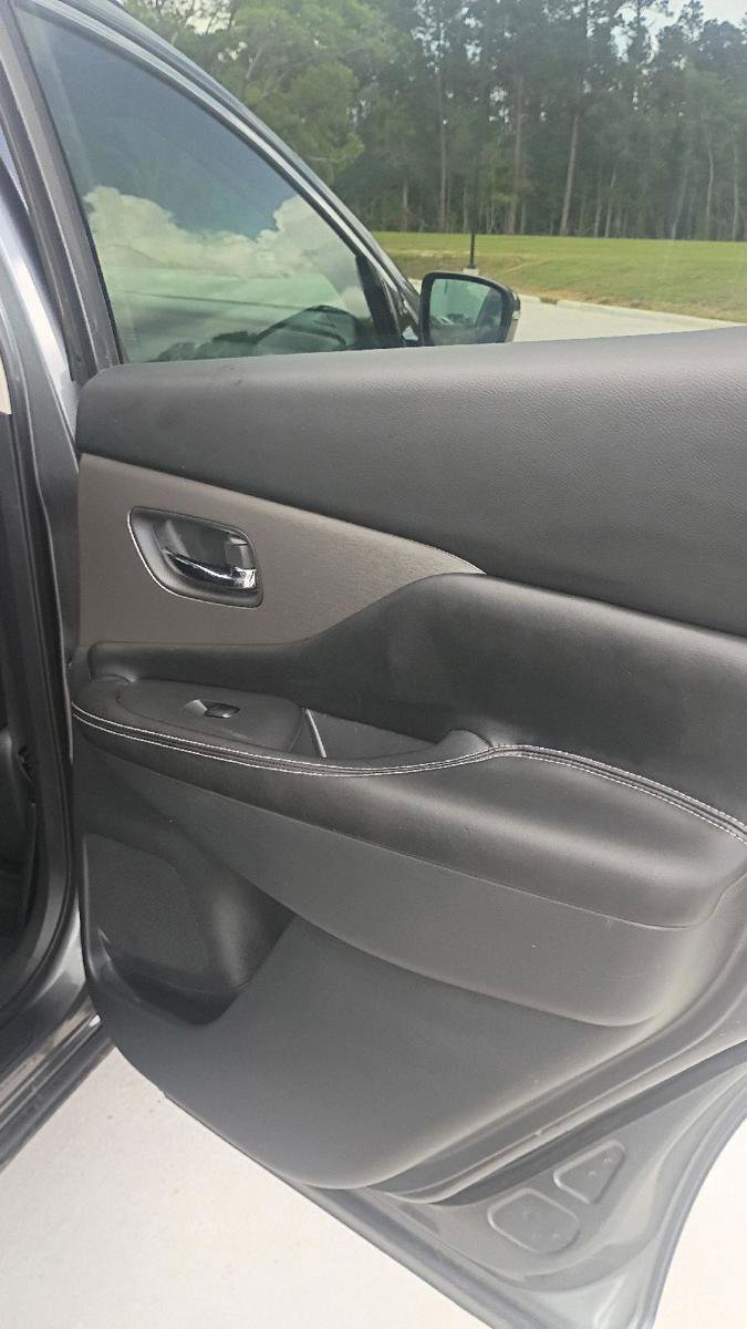 Used 2019 Nissan Murano SV image 17