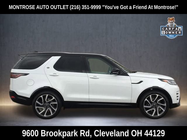 Used 2024 Land Rover Discovery Metropolitan Edition image 8