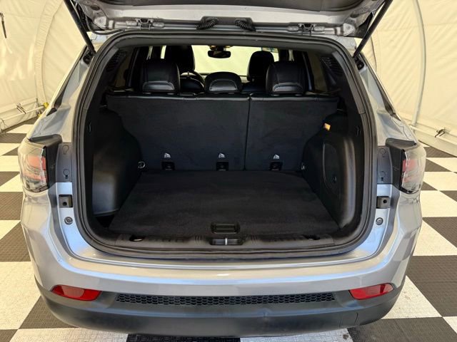 Used 2023 Jeep Compass Latitude w/ Sun and Sound Group image 4