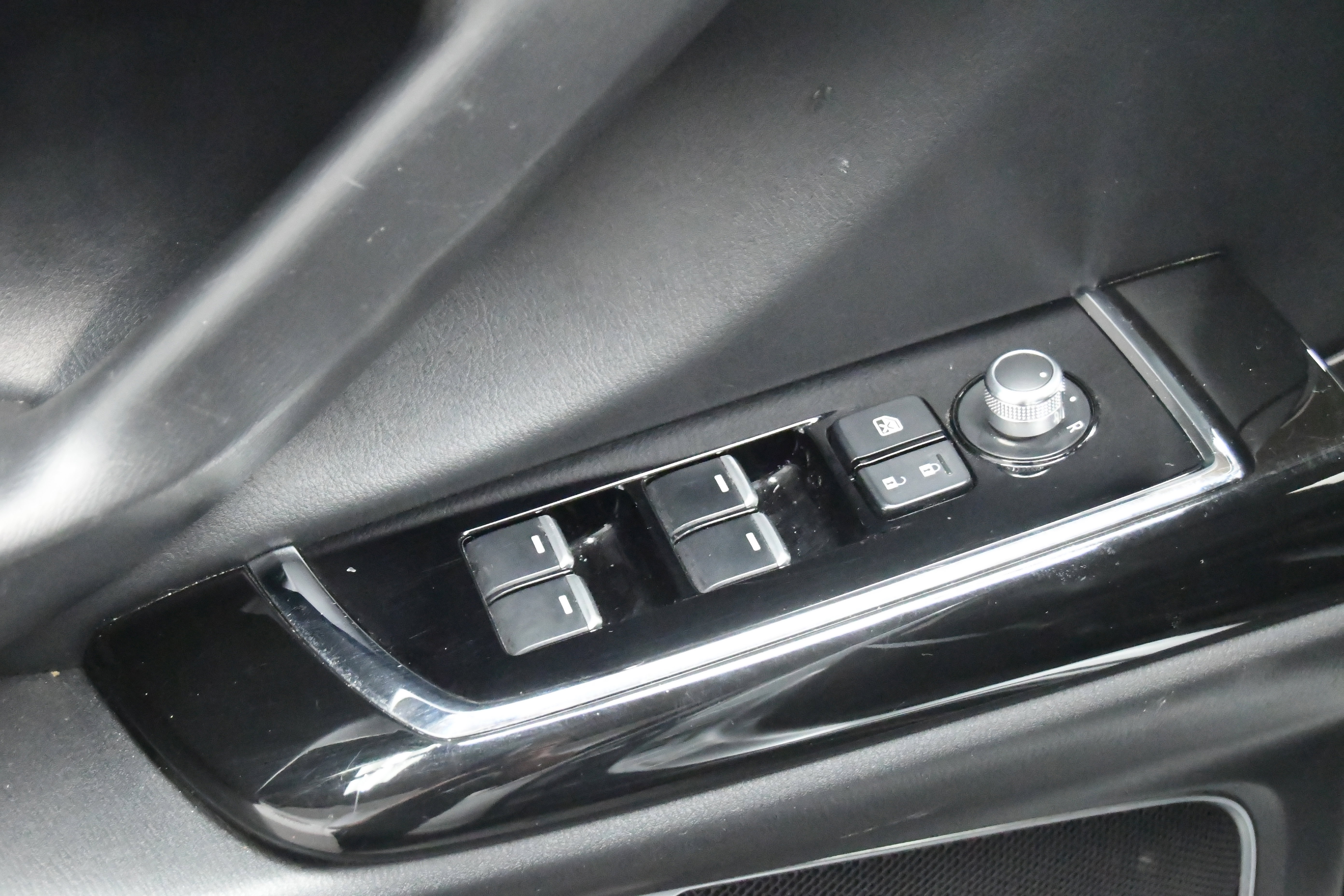 Used 2020 MAZDA CX-9 Touring w/ Touring Premium Package image 16