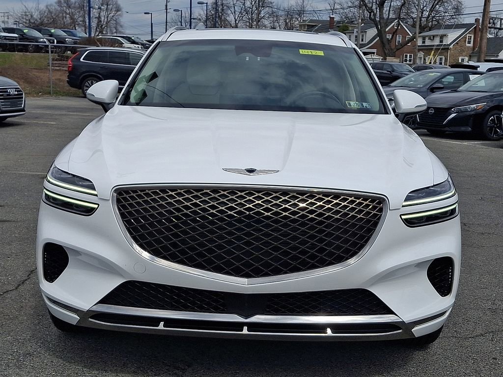Used 2022 Genesis GV70 2.5T w/ Select Package image 2