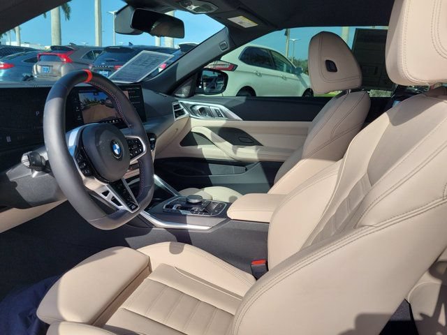 Used 2026 BMW M440i Convertible RWD image 18