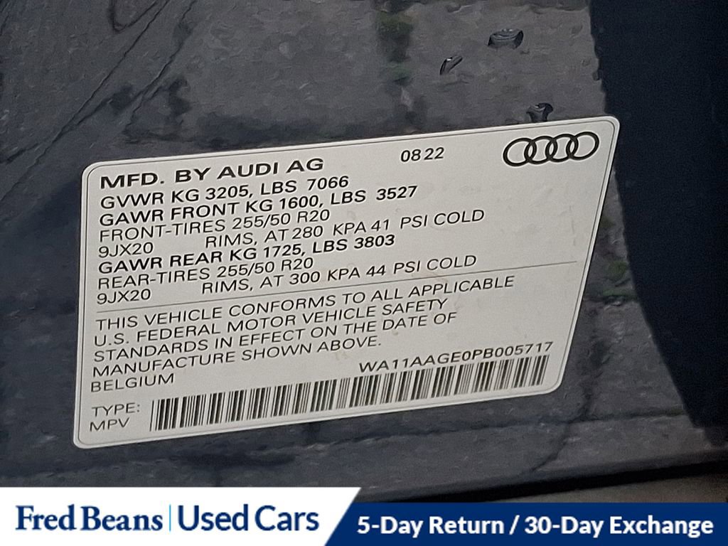 Used 2023 Audi e-tron Premium image 29