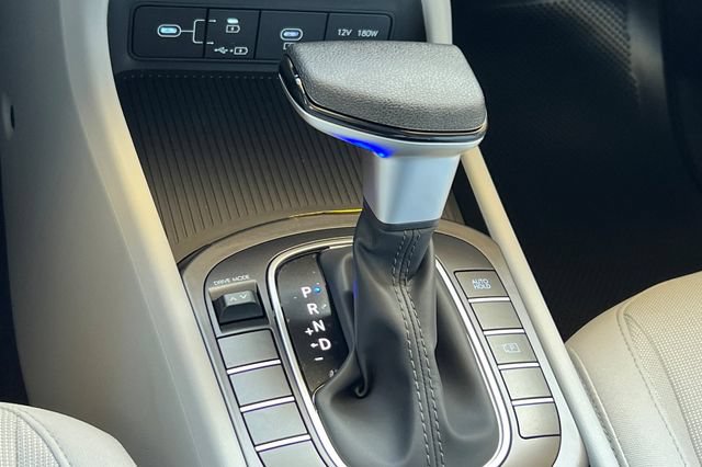 New 2027 Hyundai Kona SE FWD image 20