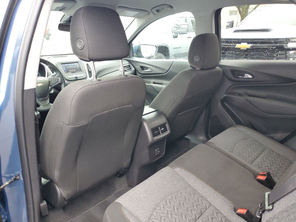 Used 2024 Chevrolet Equinox LT image 27