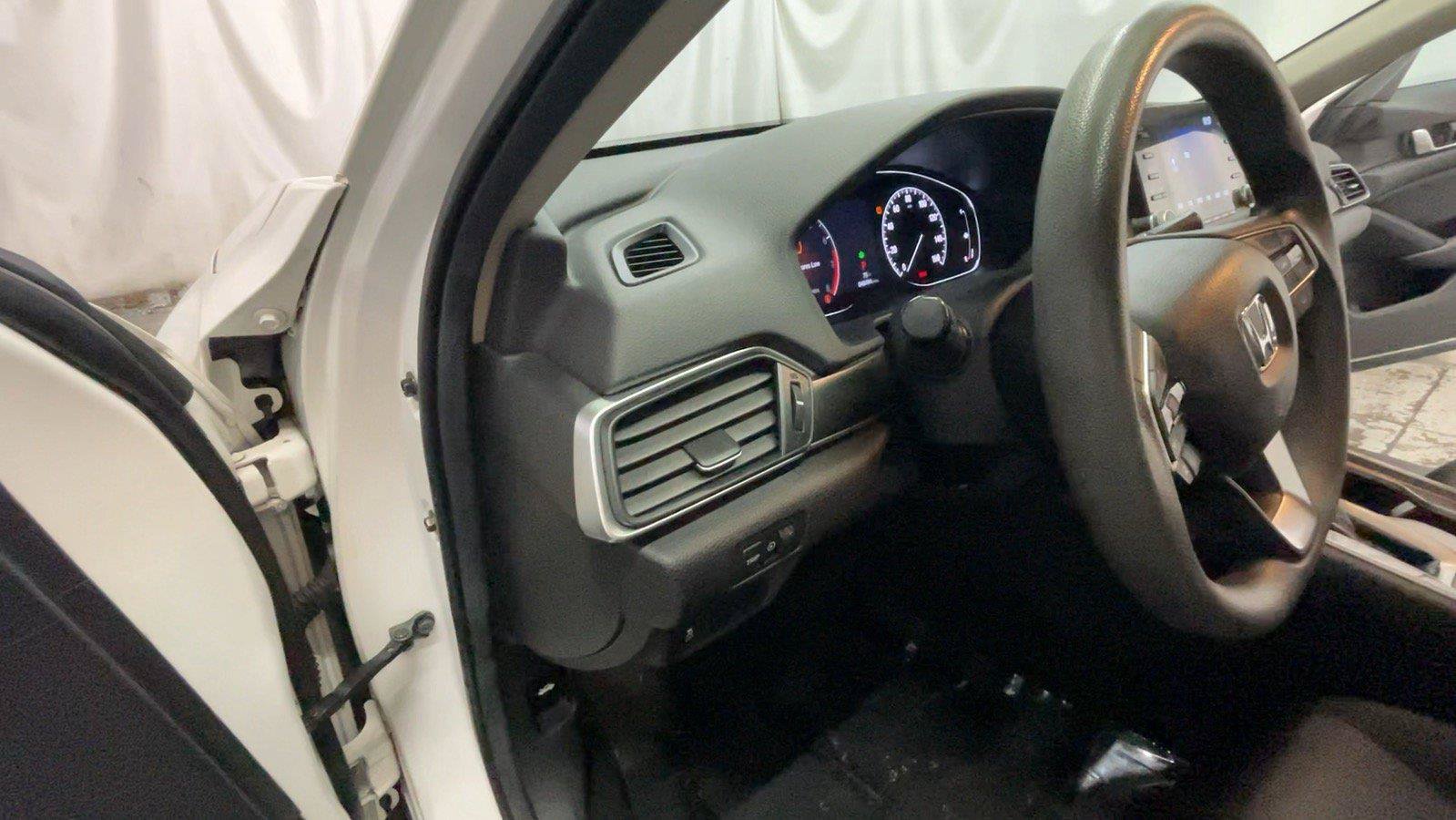 Used 2019 Honda Accord LX image 34