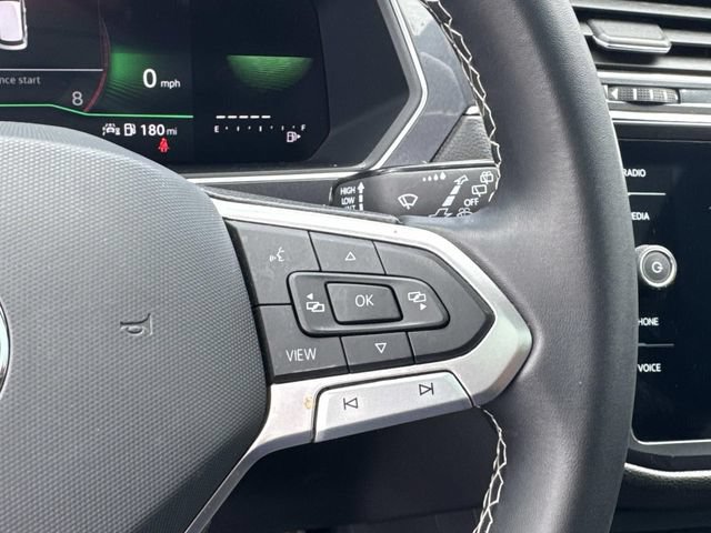 Certified 2023 Volkswagen Tiguan SE R-Line FWD image 20