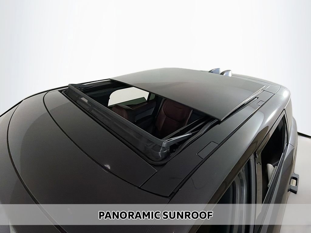 Used 2023 Land Rover Range Rover Sport SE Dynamic image 4