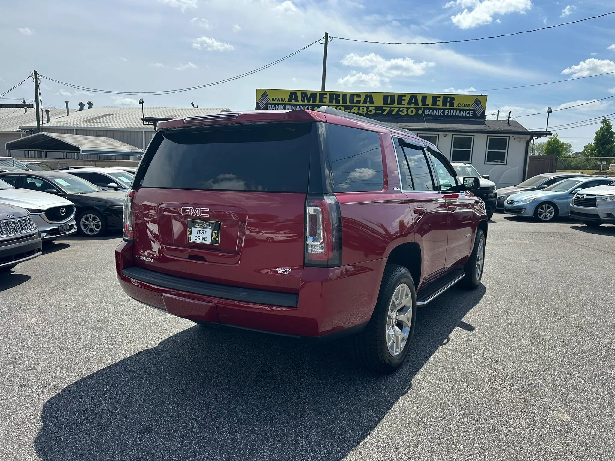 Used 2015 GMC Yukon SLE w/ Convenience Package RWD image 9