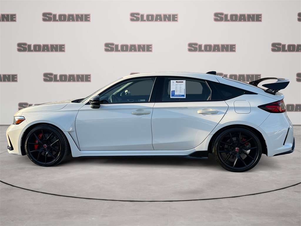 Used 2024 Honda Civic Type R image 2
