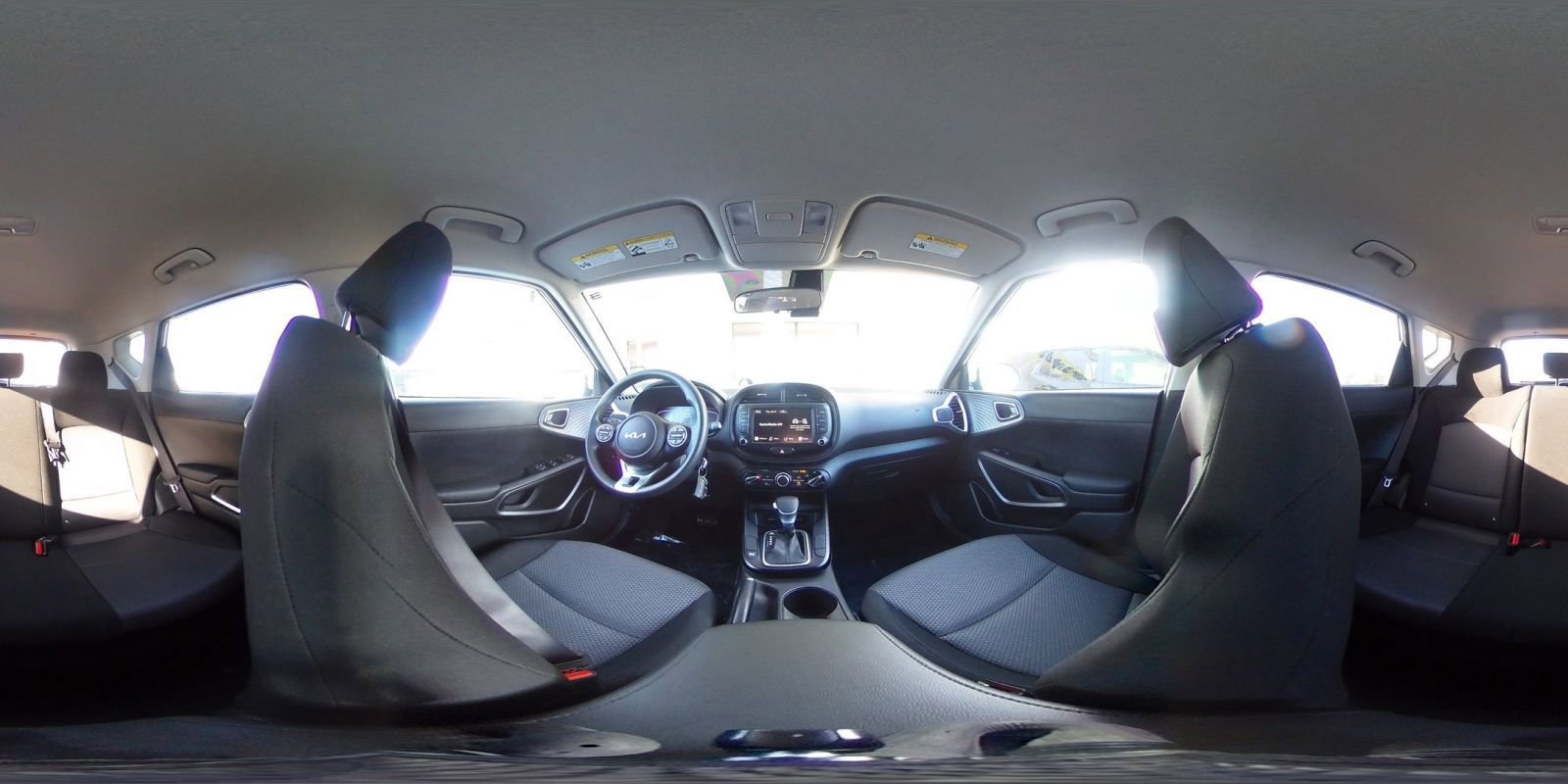 Used 2025 Kia Soul LX w/ LX Technology Package image 38