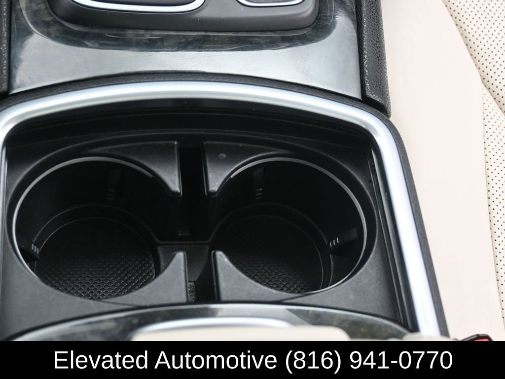 Used 2016 Chrysler 300 C w/ Safetytec Plus Group image 24