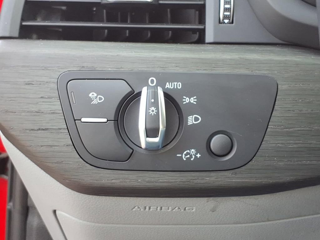 Used 2024 Audi A4 2.0T Premium Plus image 17