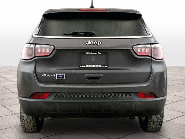 Used 2024 Jeep Compass Sport AWD/4WD image 4